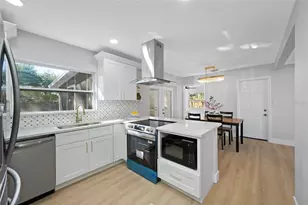 11702 84th Ave, Seminole, FL 33772 - Photo 15