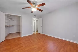 201 Bedford Trail, Sun City Center, FL 33573 - Photo 11