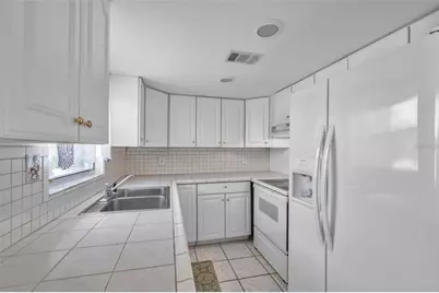 201 Bedford Trail #F121, Sun City Center, FL 33573 - Photo 11