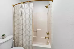 12402 Rustic View Ct, Tampa, FL 33635 - Photo 21