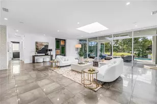 3324 Walnut St NE, Saint Petersburg, FL 33704 - Photo 7