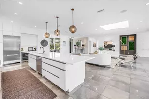 3324 Walnut St NE, Saint Petersburg, FL 33704 - Photo 13