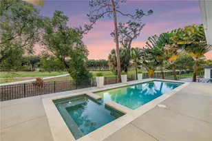 3324 Walnut St NE, Saint Petersburg, FL 33704 - Photo 3