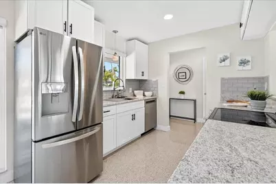 201 Isle Drive, Saint Pete Beach, FL 33706 - Photo 9