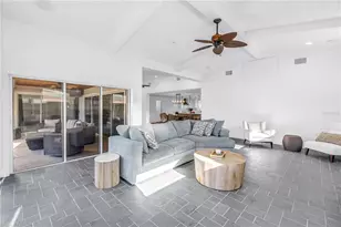 2890 Alton Dr, Saint Pete Beach, FL 33706 - Photo 25