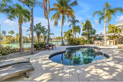 2890 Alton Drive, Saint Pete Beach, FL 33706 - Photo 51