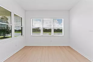 6926 Gilly Shadow St, Wesley Chapel, FL 33545 - Photo 5