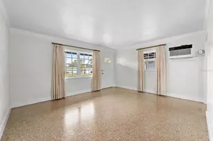 9032 Bay St NE, Saint Petersburg, FL 33702 - Photo 7