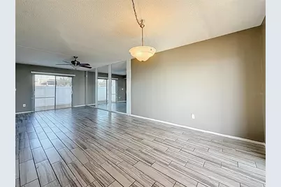 9209 Seminole Boulevard #32, Seminole, FL 33772 - Photo 9