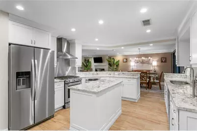 3912 46th Avenue S, Saint Petersburg, FL 33711 - Photo 21