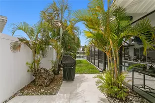 3912 46th Ave S, Saint Petersburg, FL 33711 - Photo 69