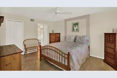 30609 Tremont Drive, Wesley Chapel, FL 33543 - Photo 11