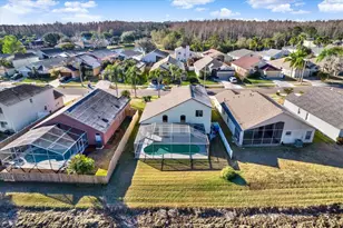 30609 Tremont Dr, Wesley Chapel, FL 33543 - Photo 29