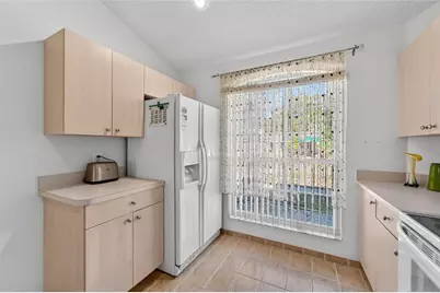 512 Atwood Avenue N, Saint Petersburg, FL 33702 - Photo 13