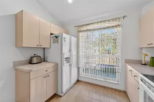 512 Atwood Ave N, Saint Petersburg, FL 33702 - Photo 13