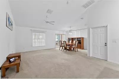 512 Atwood Avenue N, Saint Petersburg, FL 33702 - Photo 5