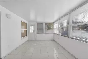 512 Atwood Ave N, Saint Petersburg, FL 33702 - Photo 19
