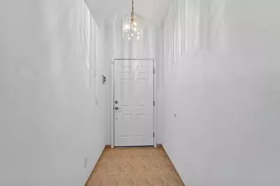 512 Atwood Avenue N, Saint Petersburg, FL 33702 - Photo 7