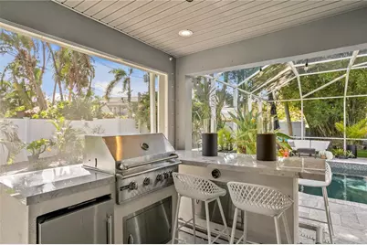 720 Brightwaters Boulevard NE, Saint Petersburg, FL 33704 - Photo 11