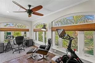 720 Brightwaters Blvd NE, Saint Petersburg, FL 33704 - Photo 17