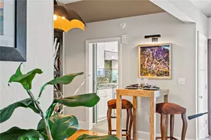 720 Brightwaters Blvd NE, Saint Petersburg, FL 33704 - Photo 35