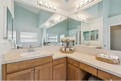 10122 Whisper Pointe Drive, Tampa, FL 33647 - Photo 51