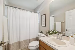 10122 Whisper Pointe Dr, Tampa, FL 33647 - Photo 41