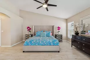 10122 Whisper Pointe Dr, Tampa, FL 33647 - Photo 47