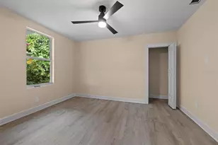 2825 N Taliaferro Ave, Tampa, FL 33602 - Photo 9