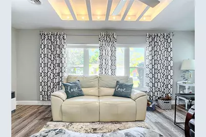 6210 6th Avenue S, Saint Petersburg, FL 33707 - Photo 9