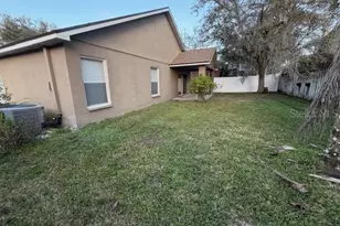 19143 Dove Creek Dr, Tampa, FL 33647 - Photo 27