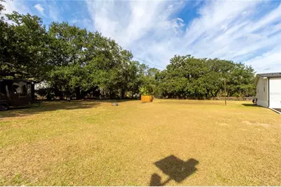 1306 Union Pacific Drive, Plant City, FL 33566 - Photo 5