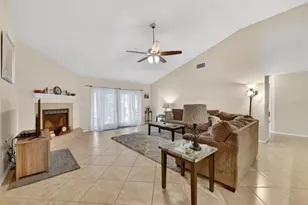 9410 Pebble Glen Ave, Tampa, FL 33647 - Photo 7