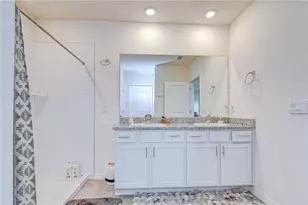 2763 Widewater Wy, Zephyrhills, FL 33541 - Photo 23