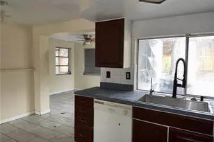 3331 Clydesdale Dr, Holiday, FL 34691 - Photo 5