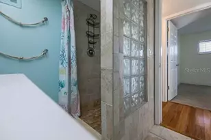 4775 Cove Cir, Saint Petersburg, FL 33708 - Photo 29