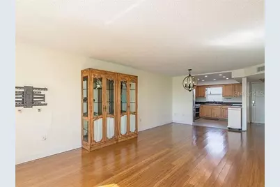 4775 Cove Circle #1002, Saint Petersburg, FL 33708 - Photo 13