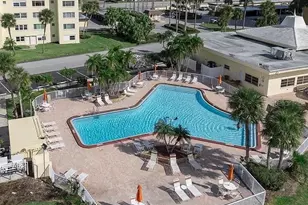 4775 Cove Cir, Saint Petersburg, FL 33708 - Photo 33