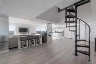 201 W Laurel St, Tampa, FL 33602 - Photo 17