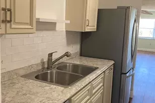 5725 80th St N, Saint Petersburg, FL 33709 - Photo 11