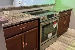 9009 Tudor Dr, Tampa, FL 33615 - Photo 11