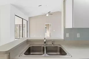 1724 E McKinley St, Hernando, FL 34442 - Photo 21