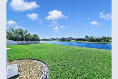 2415 Cumberland Cliff Drive, Ruskin, FL 33570 - Photo 3