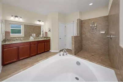 2415 Cumberland Cliff Drive, Ruskin, FL 33570 - Photo 21