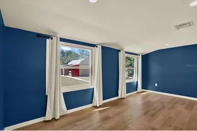 11404 N 52nd Street, Tampa, FL 33617 - Photo 11