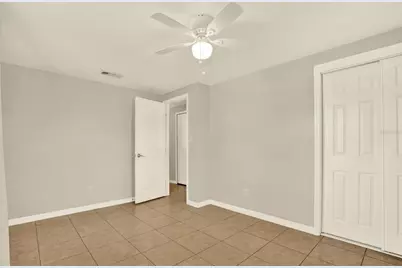 11404 N 52nd Street, Tampa, FL 33617 - Photo 17