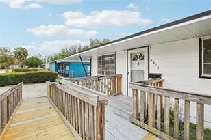 3074 Melrose Ave S, Saint Petersburg, FL 33712 - Photo 3