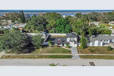1008 Greenleaf Way, Tarpon Springs, FL 34689 - Photo 11
