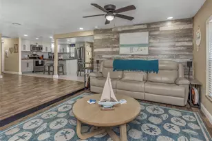 1008 Greenleaf Way, Tarpon Springs, FL 34689 - Photo 15