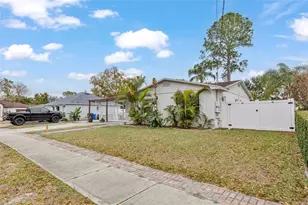 15204 Monet Dr, Tampa, FL 33613 - Photo 43